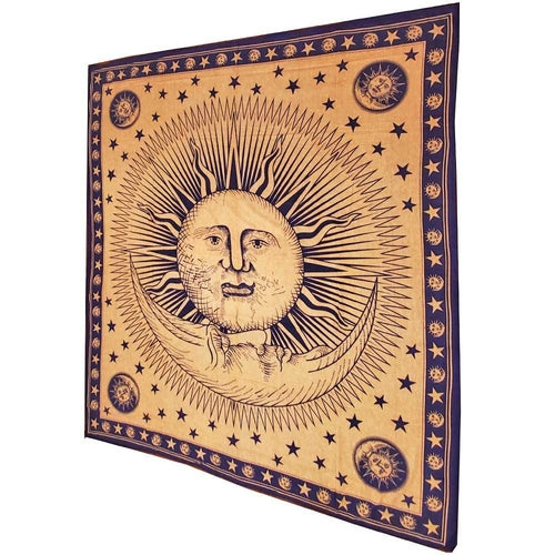 Wandteppich „Göttliche Sonne & Himmlische Mondsichel“ mit eigenem Design