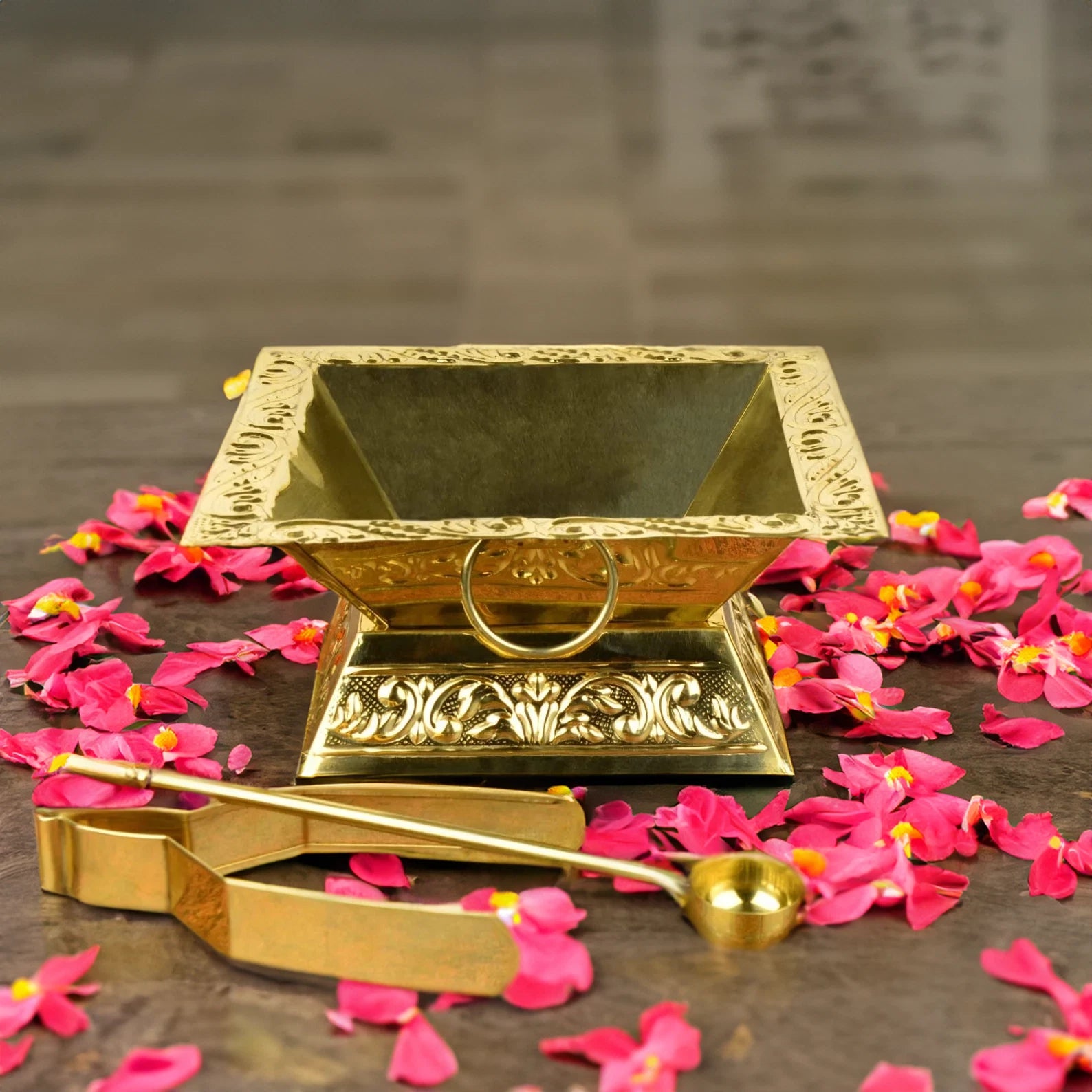 Brass Havan Kund Set for Pooja, Yagya, Agnihotra & Spiritual Rituals |