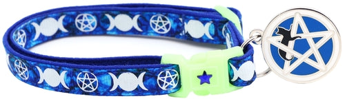 Witch's Familiar on Sapphire Cat Collar
