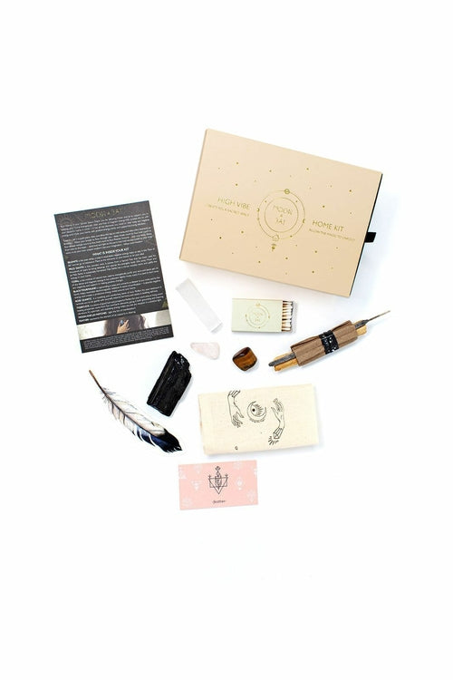 High Vibe Home Kit mit Selenit, Palo Santo, Copal, schwarzem Turmalin,