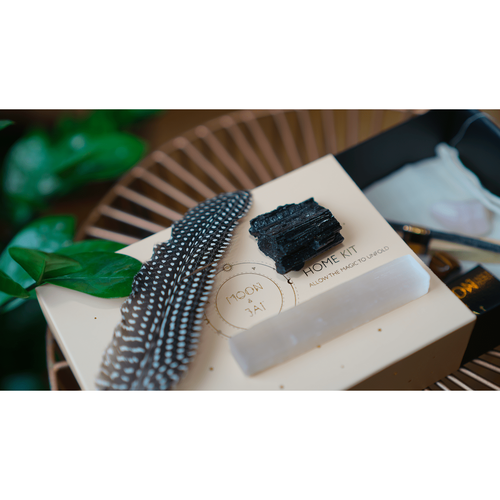 High Vibe Home Kit mit Selenit, Palo Santo, Copal, schwarzem Turmalin,
