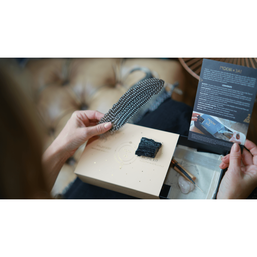 High Vibe Home Kit mit Selenit, Palo Santo, Copal, schwarzem Turmalin,