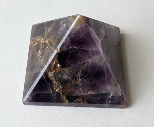 Amethyst-Pyramide, natürliche Amethyst-Pyramide, Heilkristall
