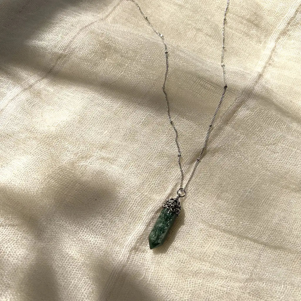 Green Aventurine Crystal Necklace, SKU 010208, detail view