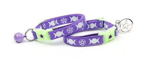 Amethyst Witch’s Familiar Glow Cat Collar — product image 1