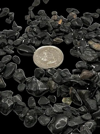 Rough black tourmaline chips