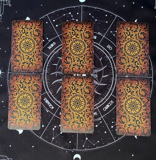 Schwarzes Tarot-Tuch für Legungen